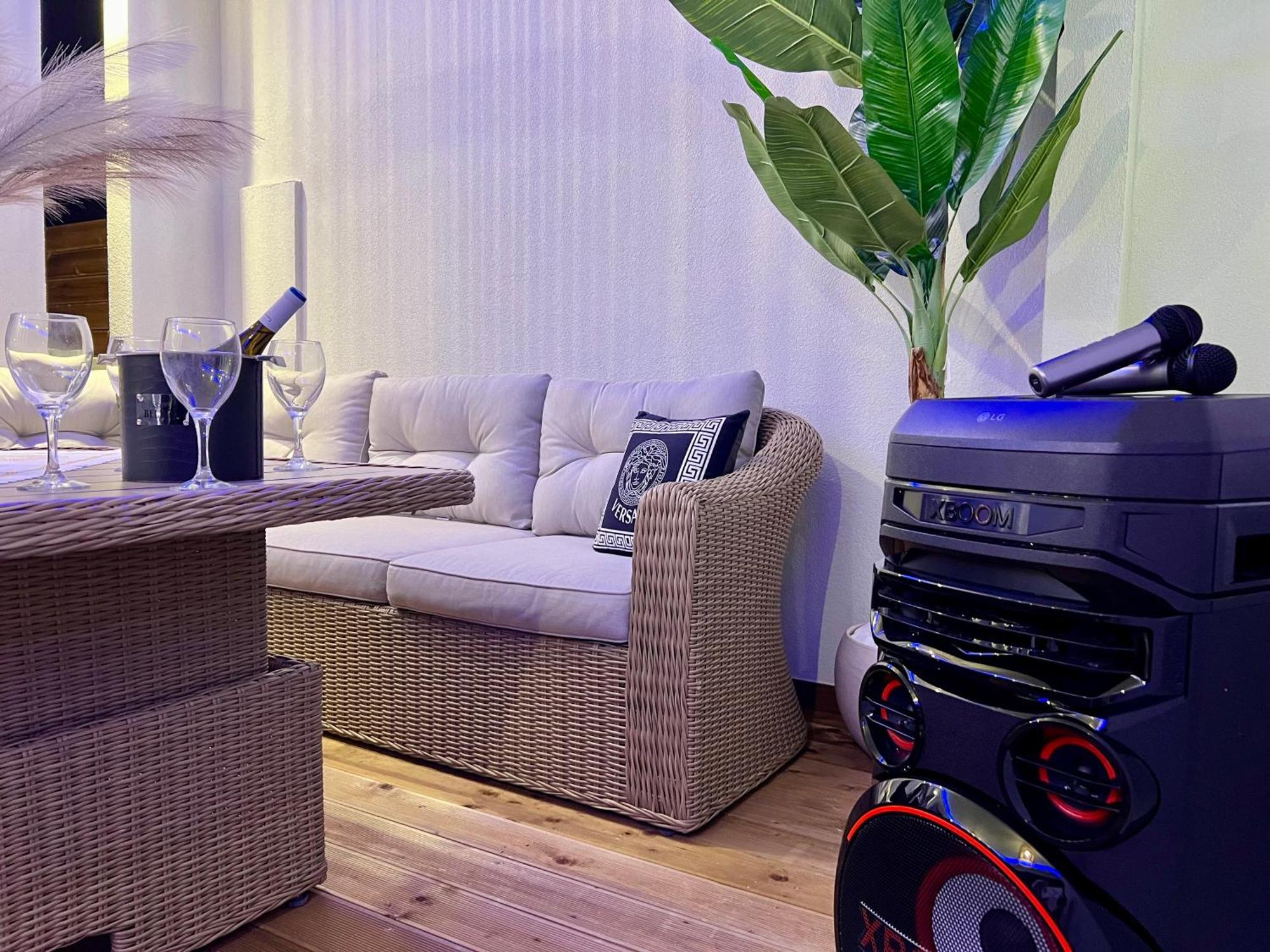 Vila Muthee Luxurious Private