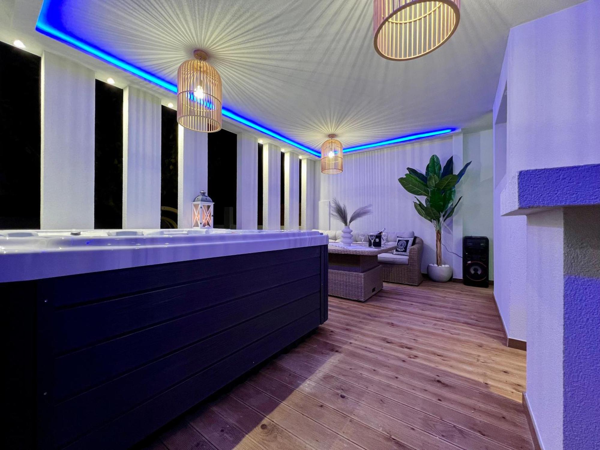 Villa Muthee Luxurious Private